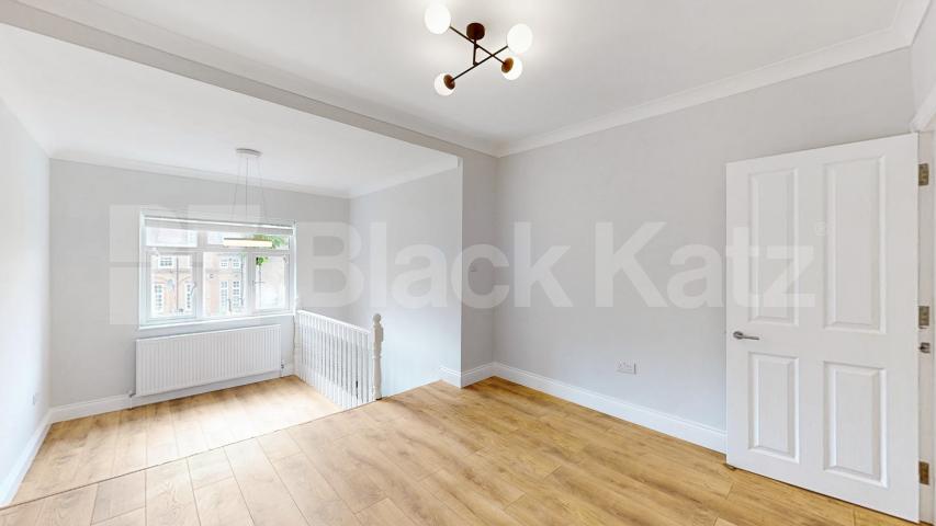 Modern Apartment Colville Road, Notting Hill